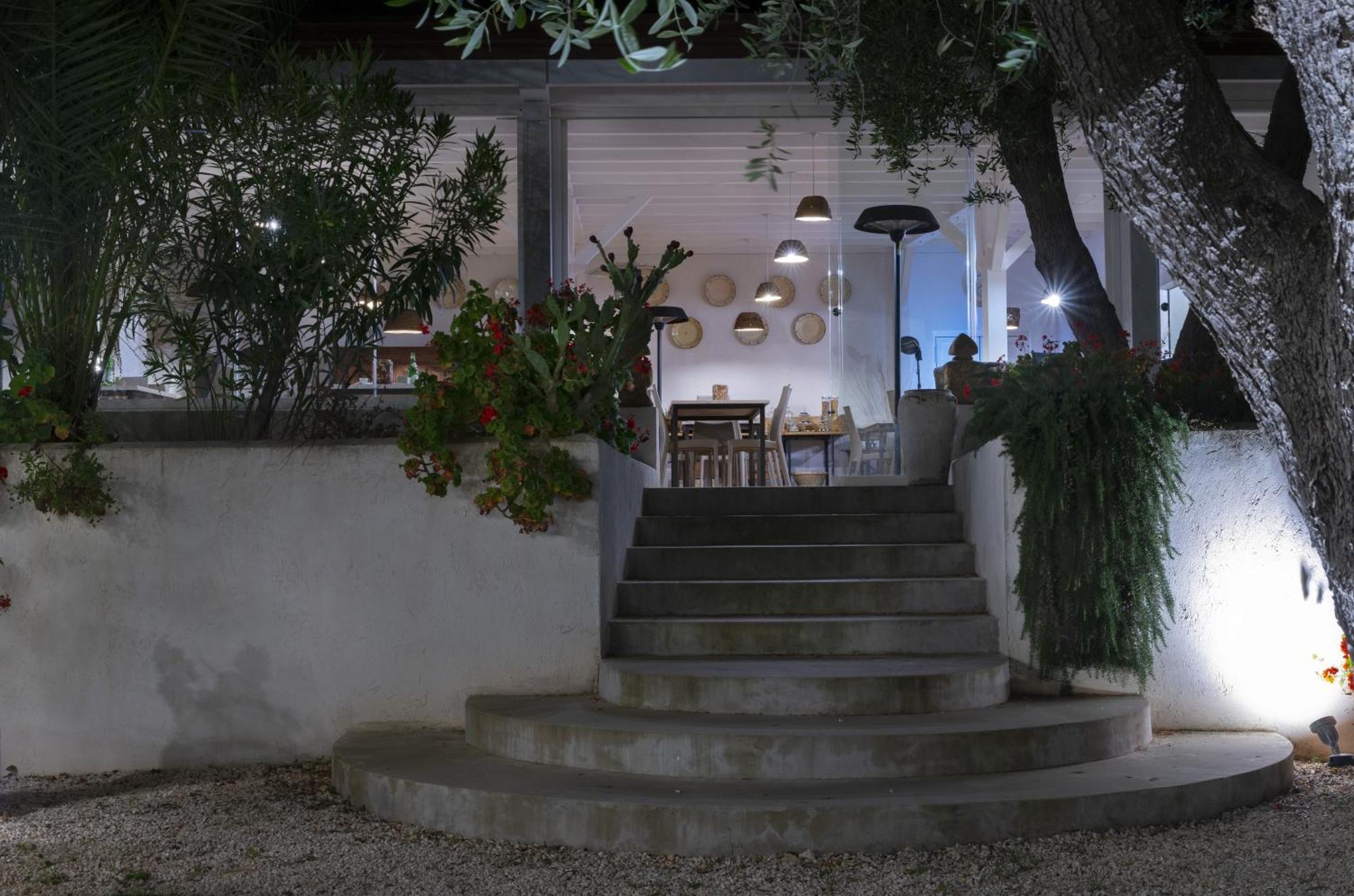 מאטינאטה Hmo Glamping & Suites In Vignanotica מראה חיצוני תמונה